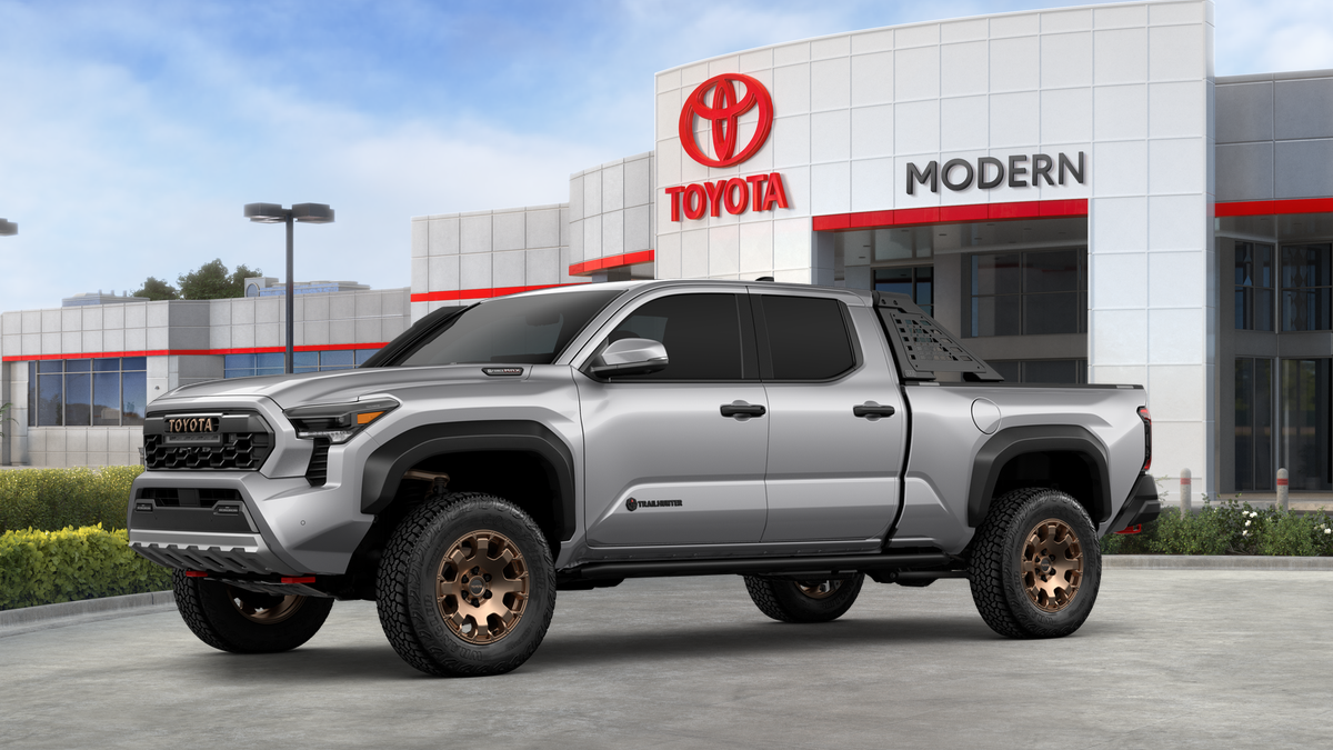New 2025 Celestial Silver M Toyota Trailhunter image 86