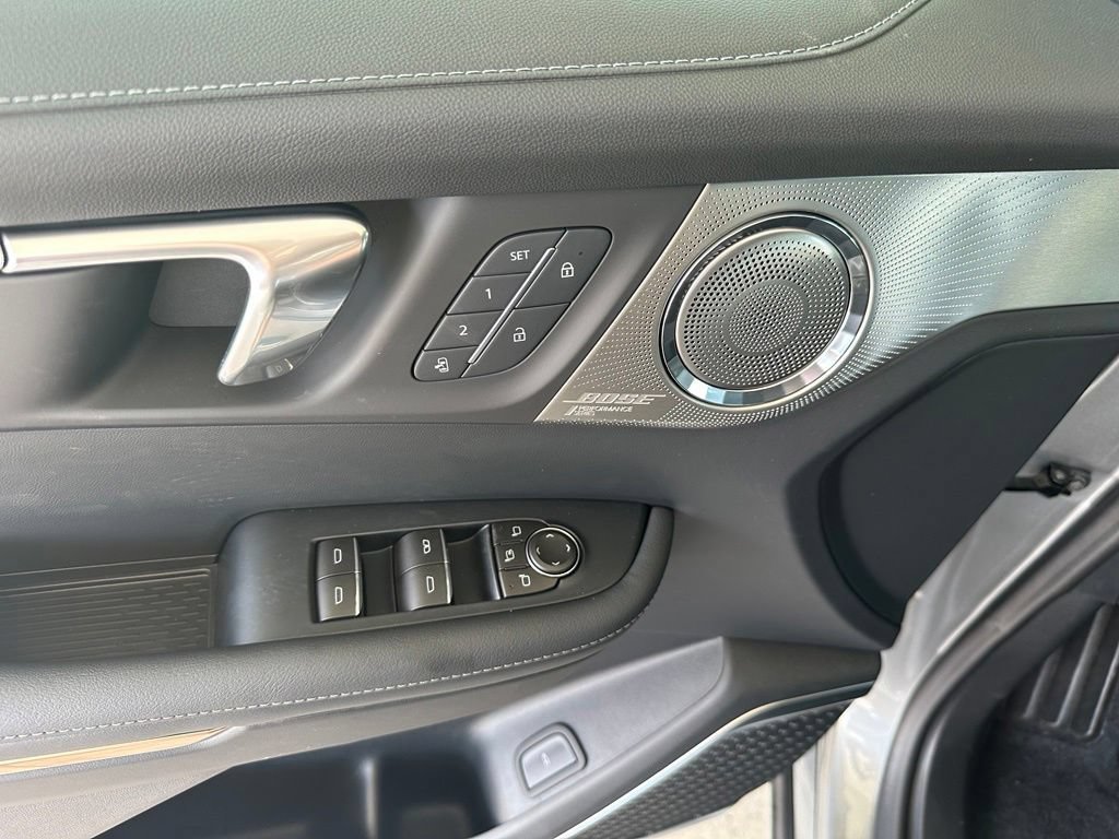 2026 Buick Enclave Avenir - Photo 11