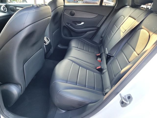 Used 2022 White Mercedes-Benz GLC 300 image 17