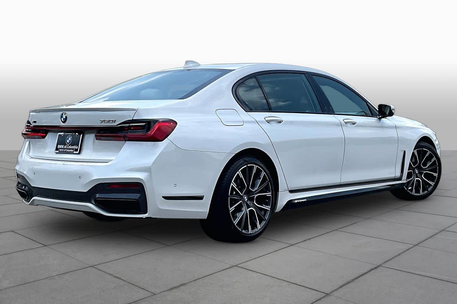 2022 BMW 7 Series 750i - Photo 12