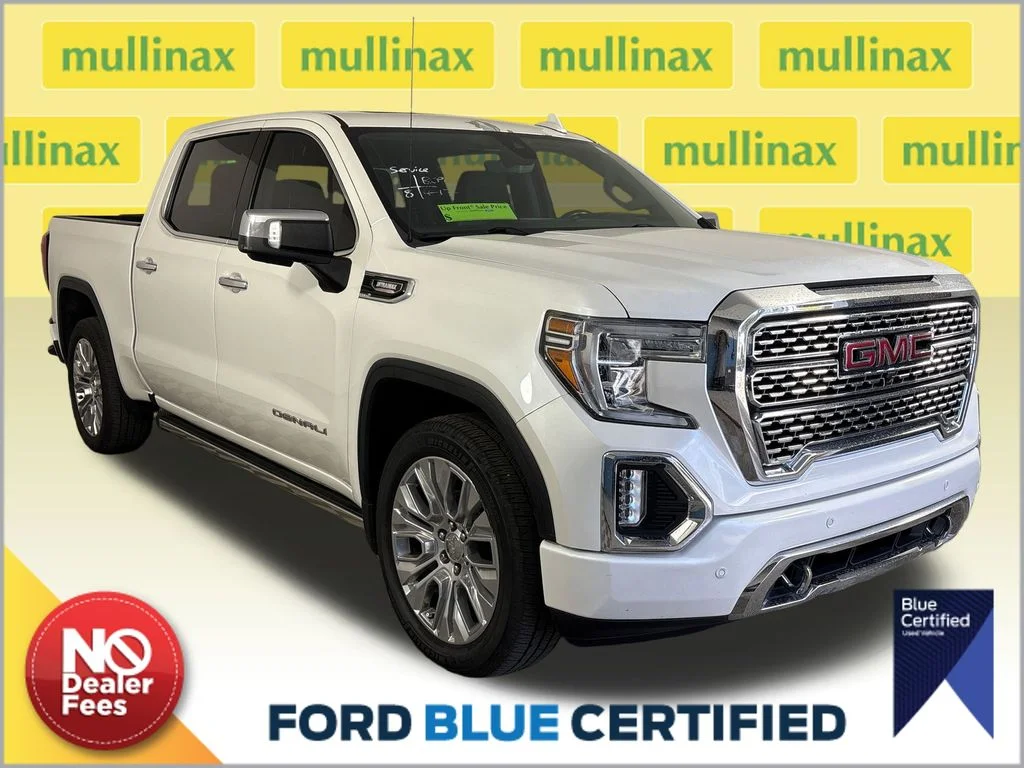 2020 GMC Sierra 4WD Crew Cab Short Box Denali's photo