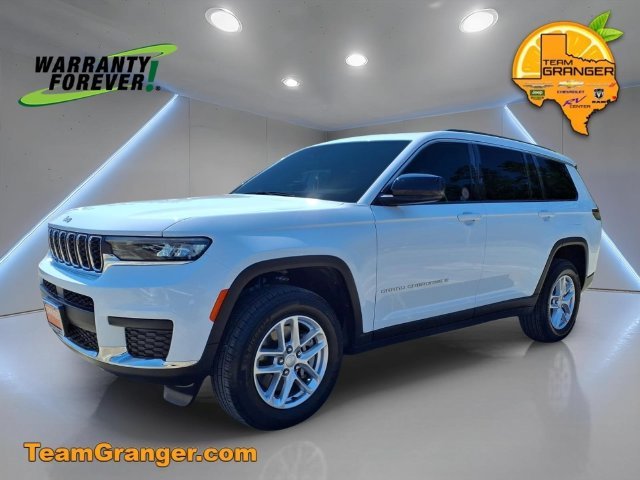 New 2026 Bright White Clear-Coat Exterior Paint Jeep Laredo image 3