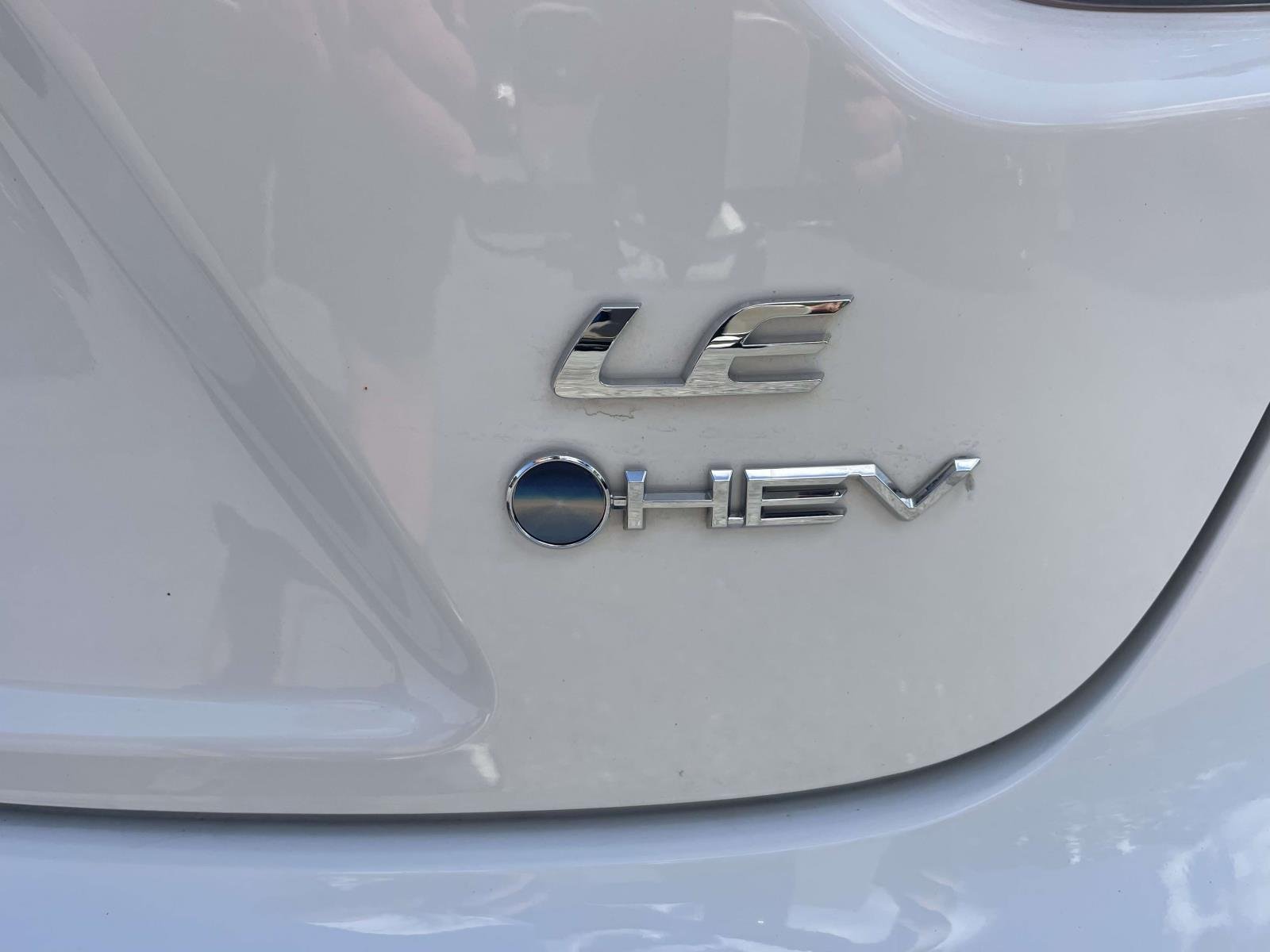 Used 2026 Ice Cap Toyota Hybrid LE image 9