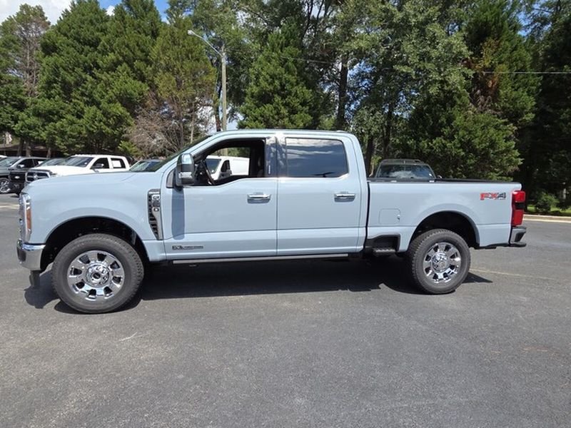 New 2026 Glacier Gray Metallic Tri-Coat Ford F-250® King Ranch® image 5