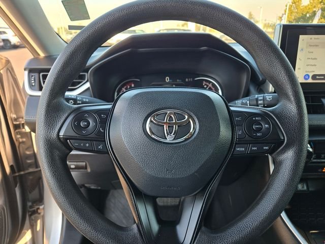 Used 2025 Silver Toyota XLE image 20