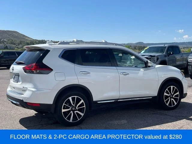 Used 2019 White Nissan SL image 6