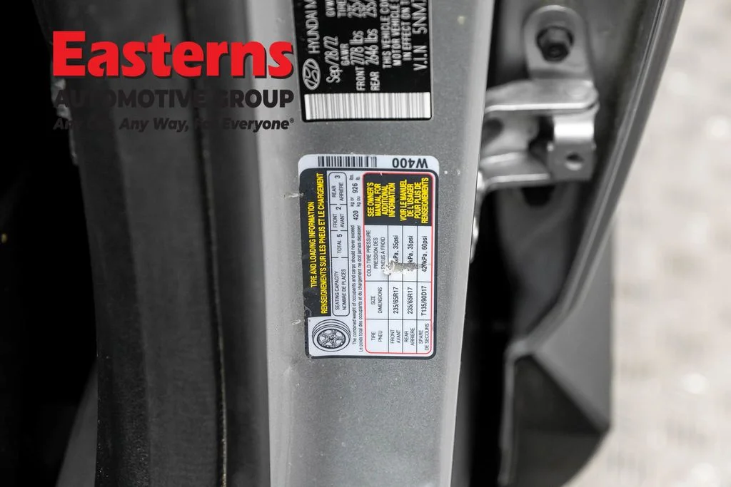 Used 2023 Silver Hyundai SEL image 36