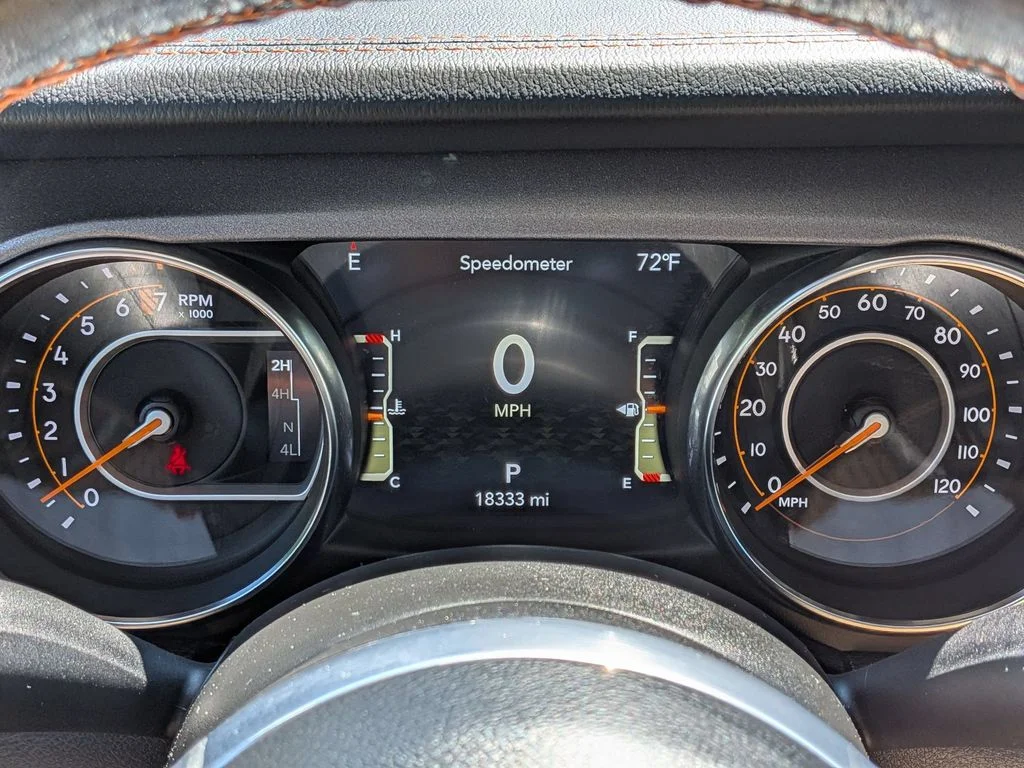 Used 2023 Black Jeep Mojave image 15