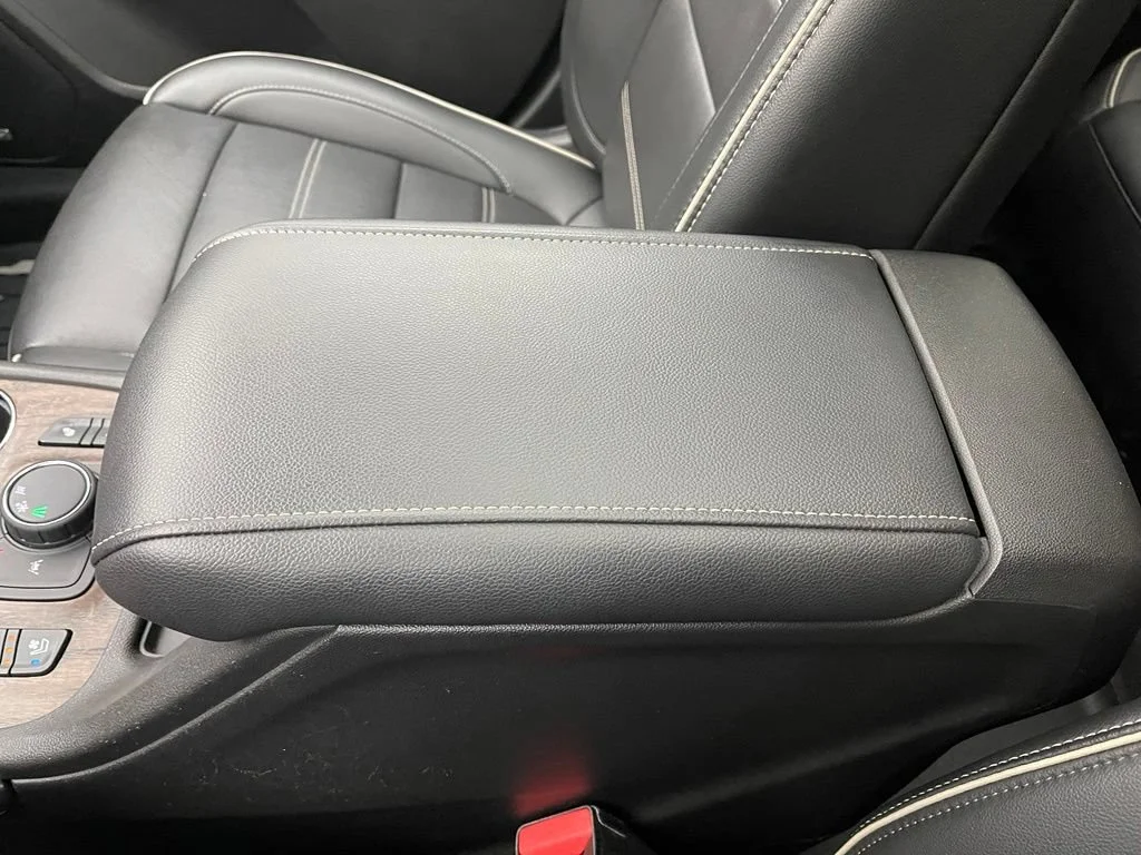 Used 2021 CAYENNE RED TINTCOAT GMC Denali image 33