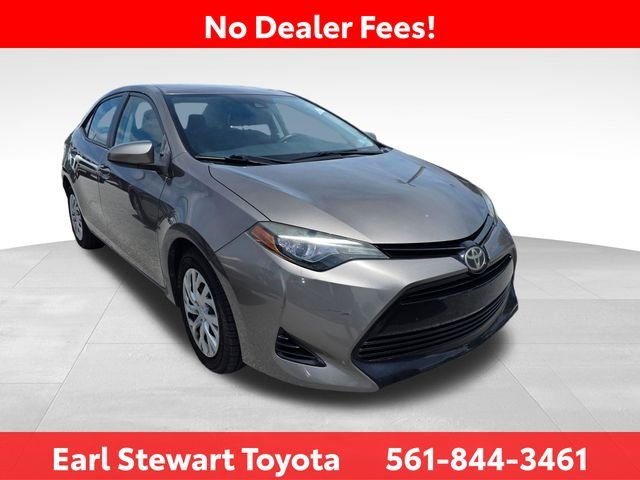 Used 2017  Toyota L image 2