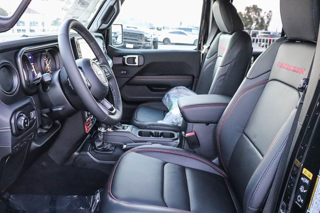New 2026 Black Clearcoat Jeep Rubicon X image 21