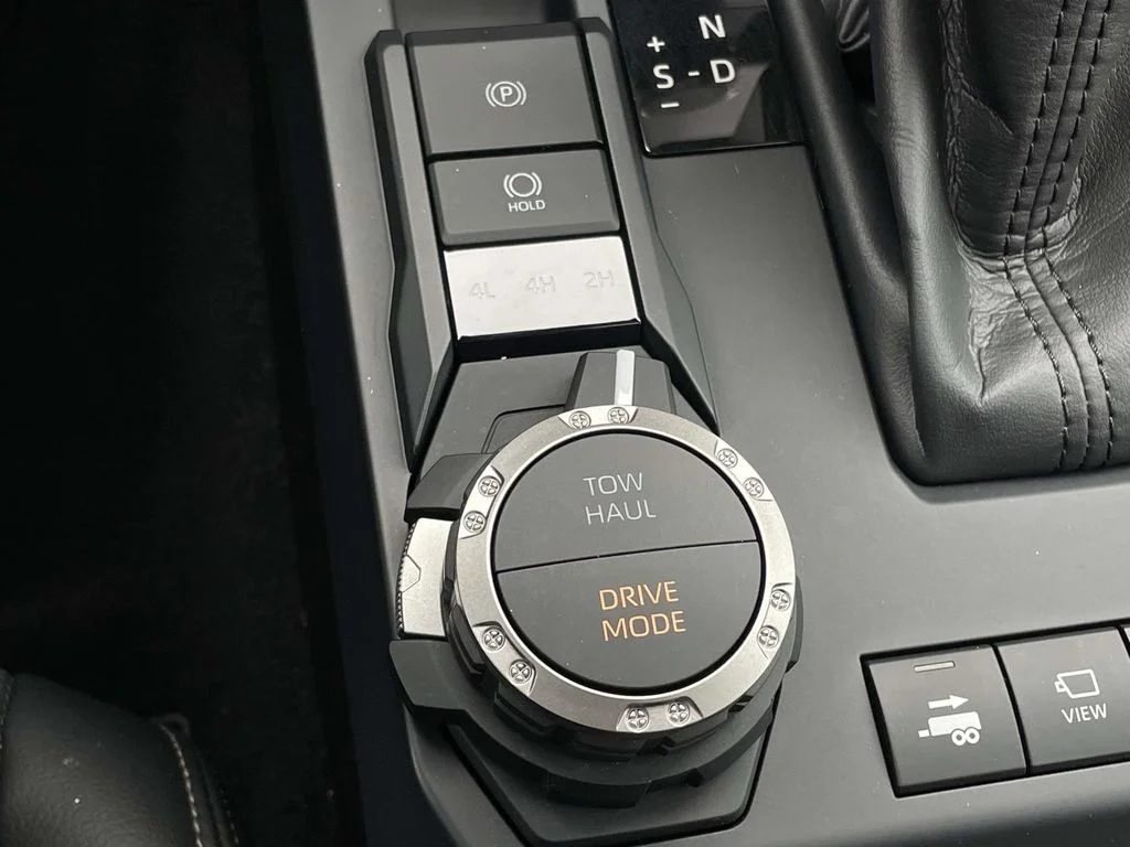 2024 Toyota Tacoma Limited - Photo 22
