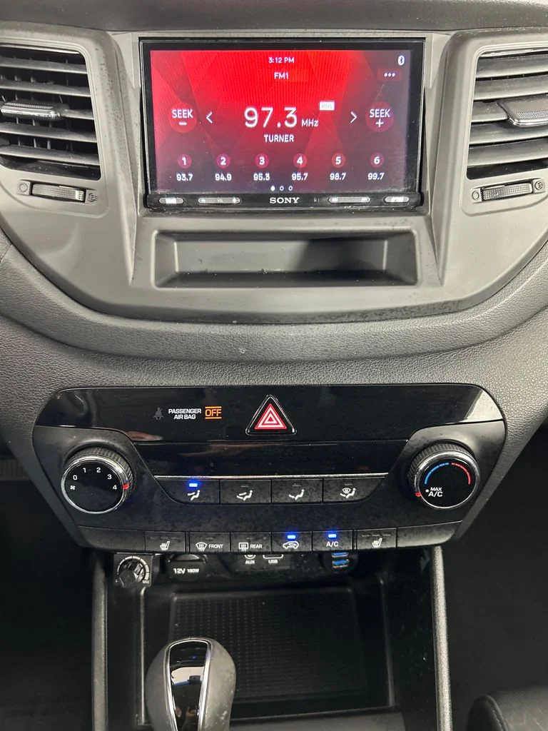 Used 2016 Black Hyundai Sport image 14