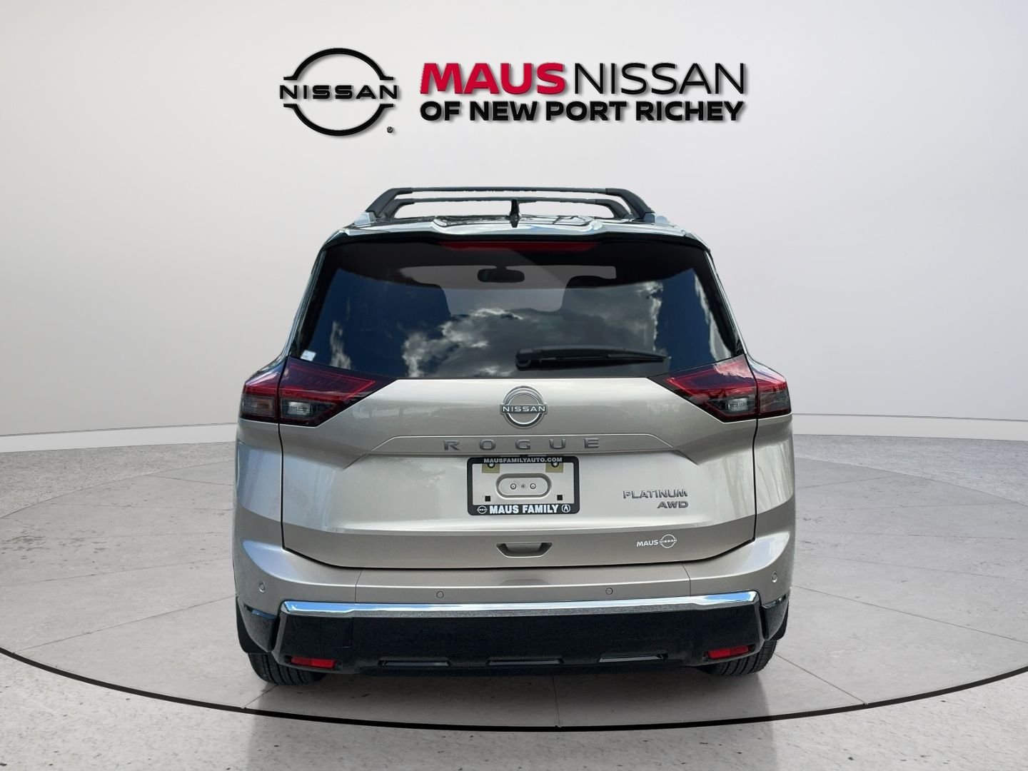 New 2026 Silver Nissan Platinum image 9
