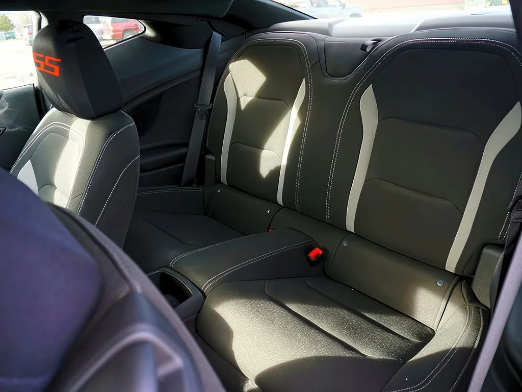 2022 Chevrolet Camaro 1SS - Photo 35