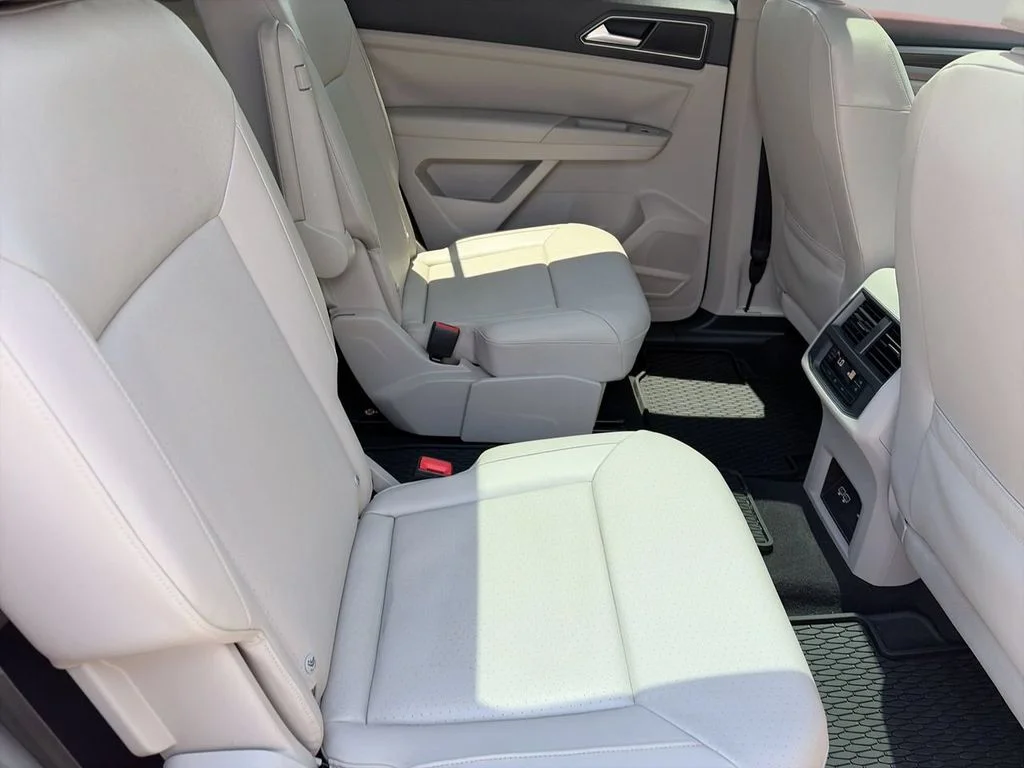 Used 2019 Pure White Volkswagen SEL image 14