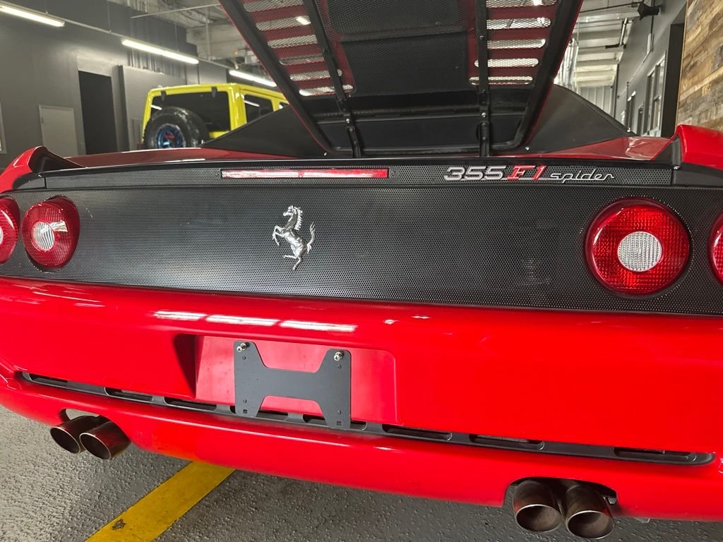 Used 1999 Rosso Corso Ferrari Spider image 28