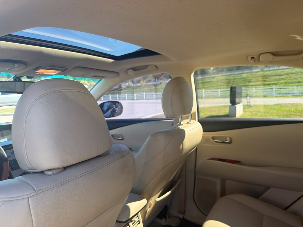 Used 2011 Obsidian Lexus 350 image 21