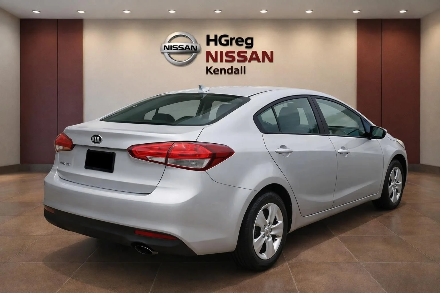 Used 2018 Silver Kia LX image 4