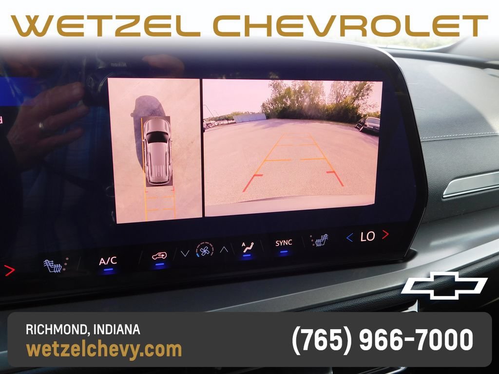 2027 Chevrolet Traverse LT - Photo 42