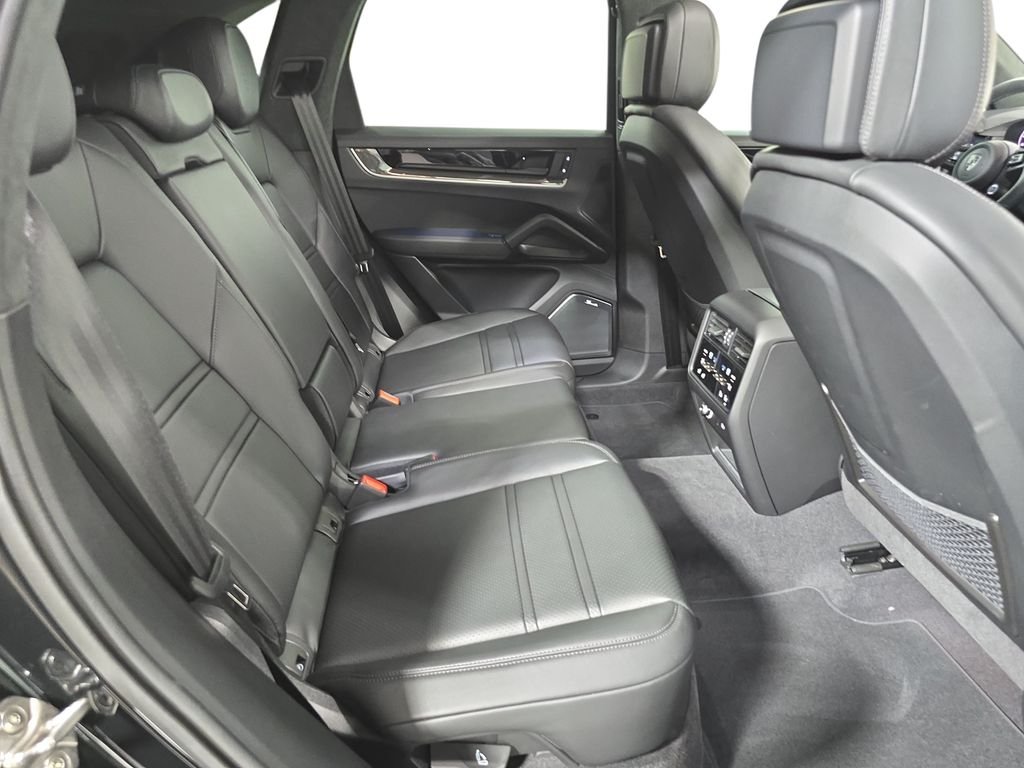 Certified Used 2026  Porsche Turbo image 26