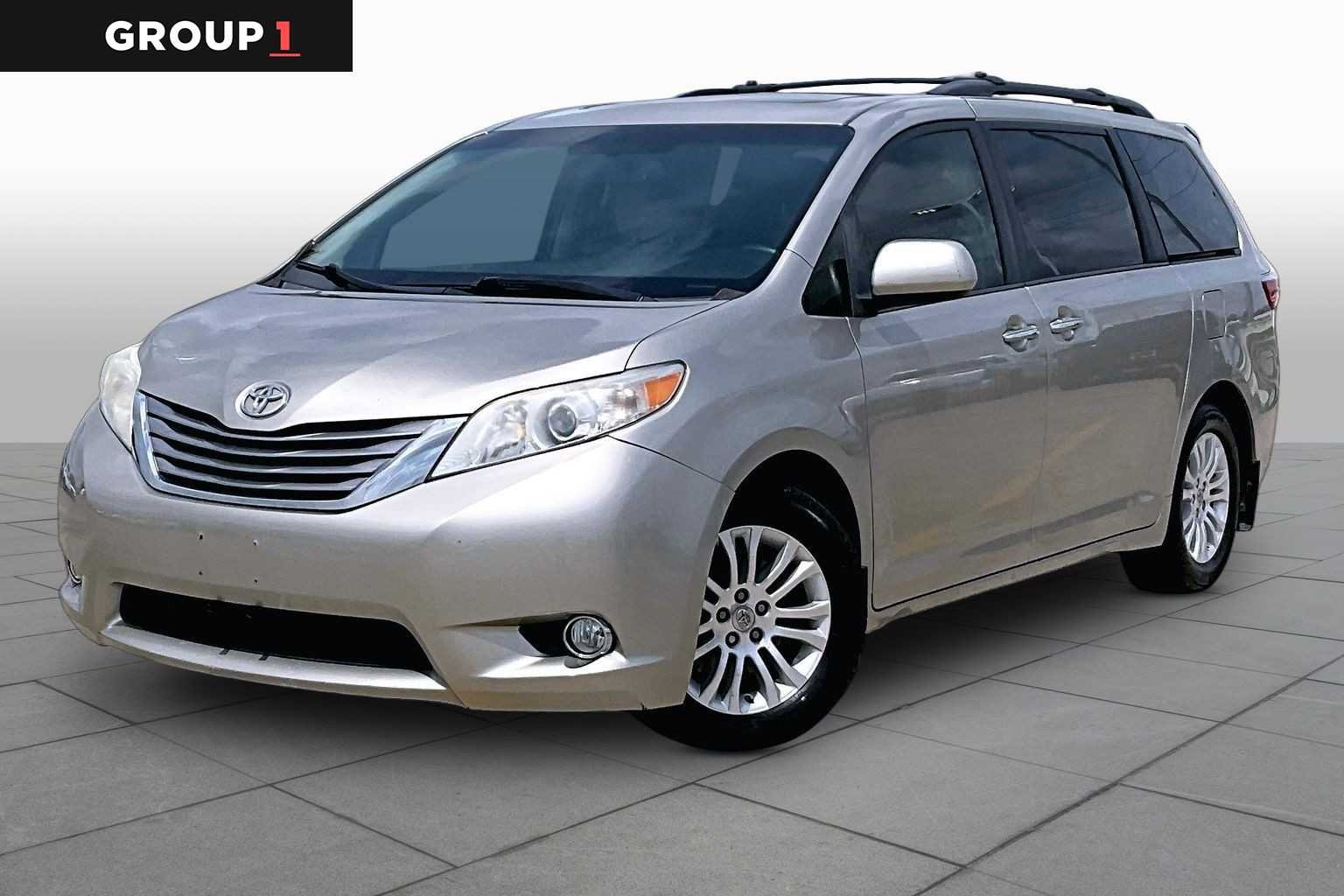 2016 Toyota Sienna XLE