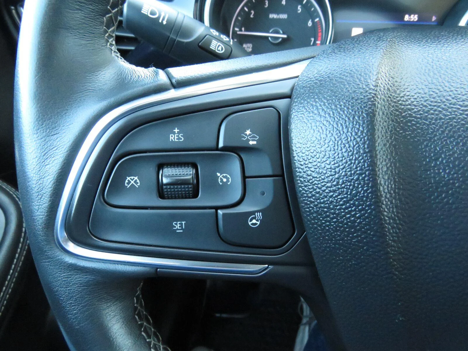 Used 2022 Cinnabar Metallic Buick Essence image 32