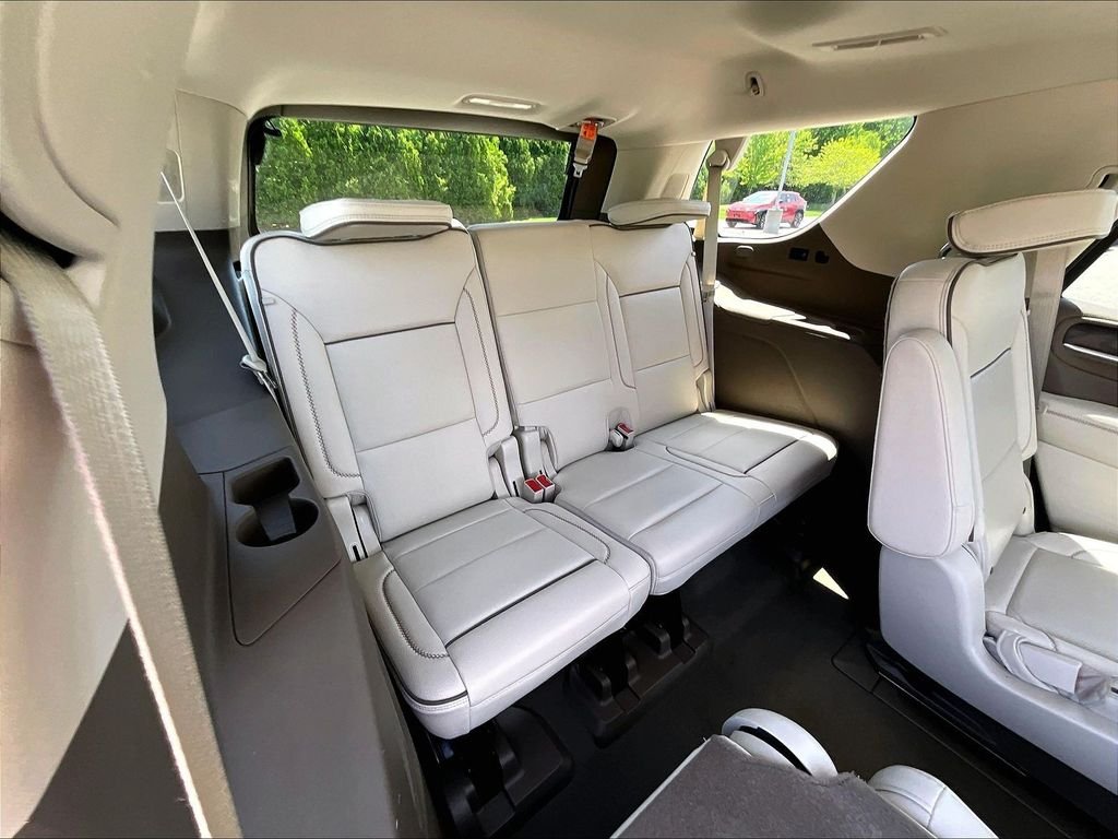 Used 2022 Blue GMC Denali image 17