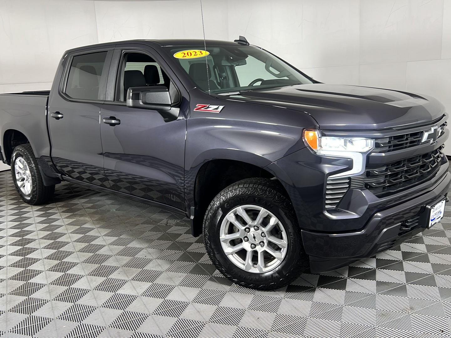 Used 2023 Dark Ash Metallic Chevrolet RST image 6