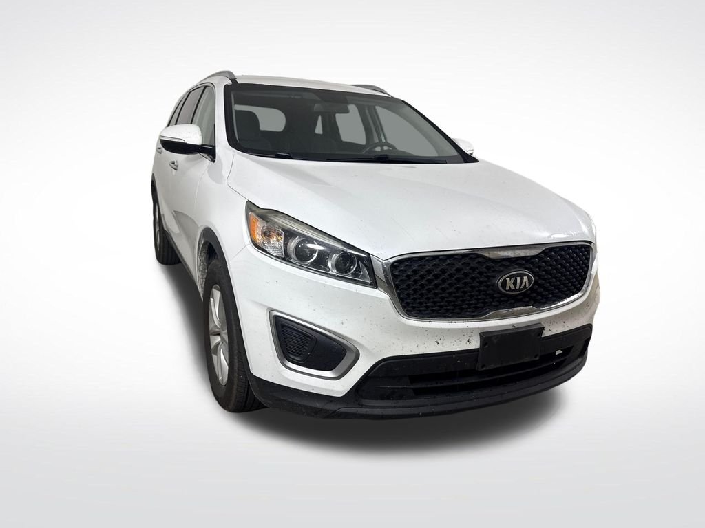 2017 Kia Sorento LX AT's photo