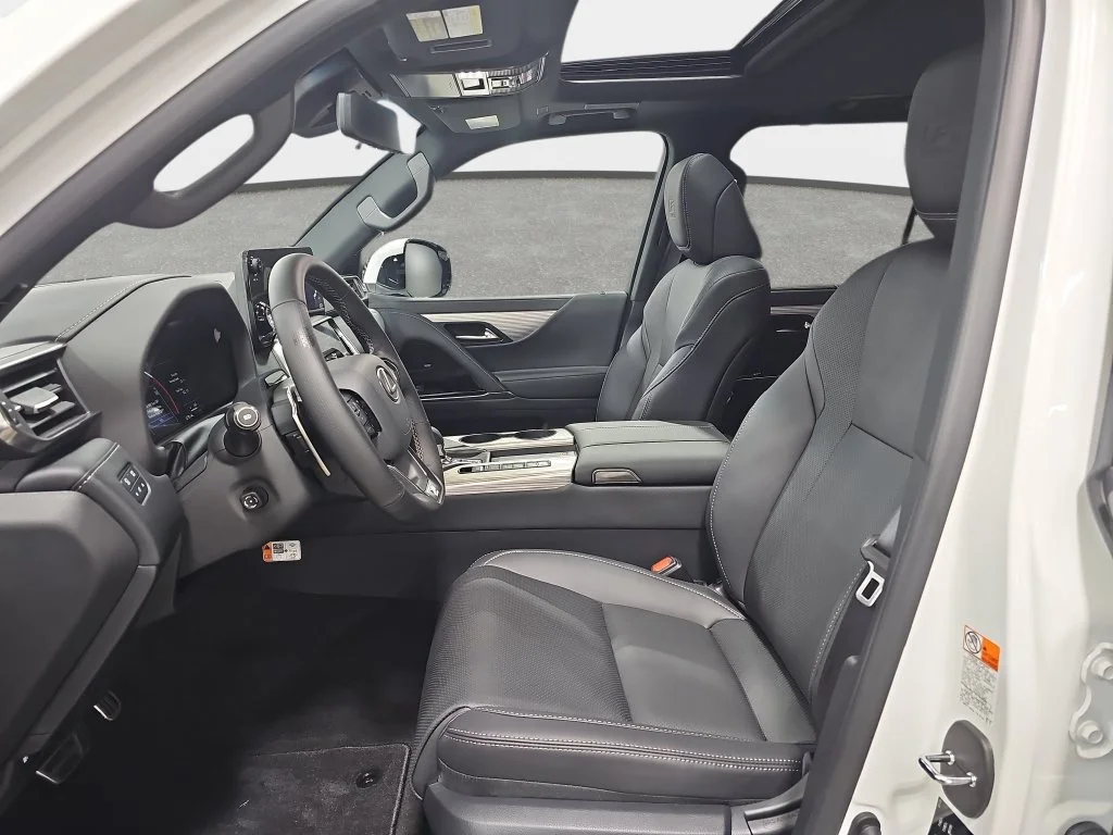 New 2026 Ultra White Lexus F SPORT HANDLING image 14