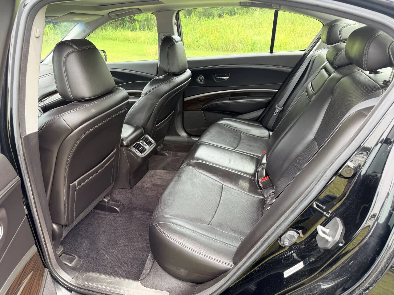Used 2015 Black Acura w/Tech 4dr Sedan w/Technology Package image 14