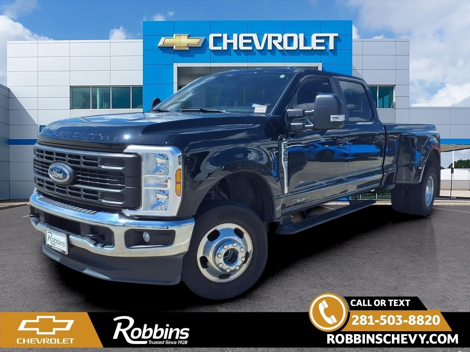 Agate Black Metallic 2024 Ford F-350 Super Duty Pickup Truck Four-Wheel Drive