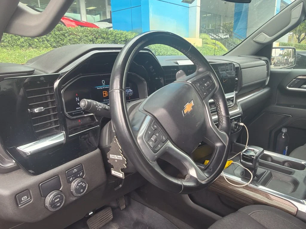 Used 2023 Radiant Red Chevrolet LT image 4