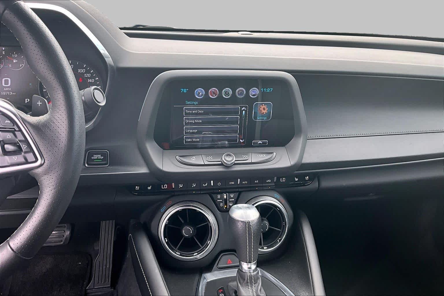 Used 2018 Silver Ice Metallic Chevrolet 2SS image 7