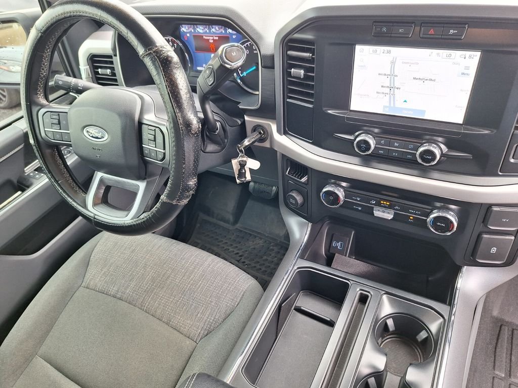 Used 2023 Blue Ford XLT image 31