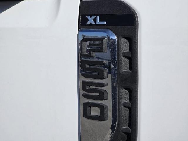 New 2024 Oxford White Ford F-550® XL image 24