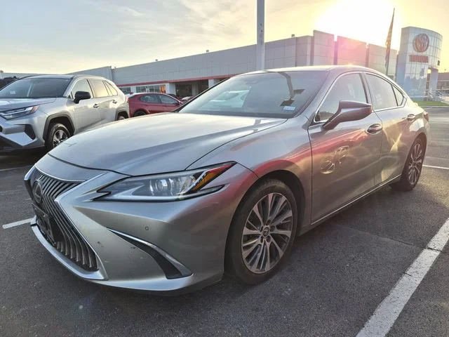 Used 2021 Atomic Silver Lexus 350 image 1