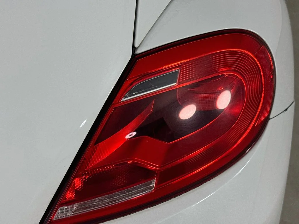 Used 2014 White Volkswagen 1.8T image 29