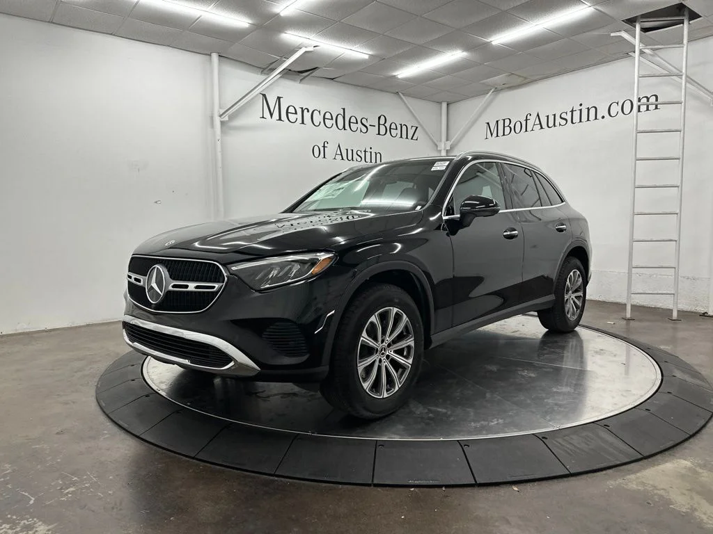 New 2026 Black Mercedes-Benz GLC 300 image 3