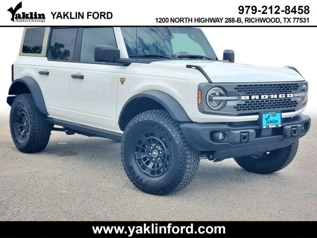 New 2026 Oxford White Ford Badlands® image 1