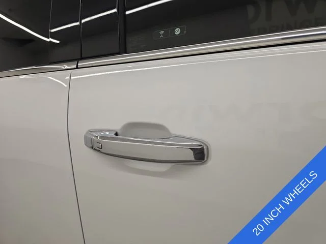 Used 2020 Summit White GMC Denali image 8