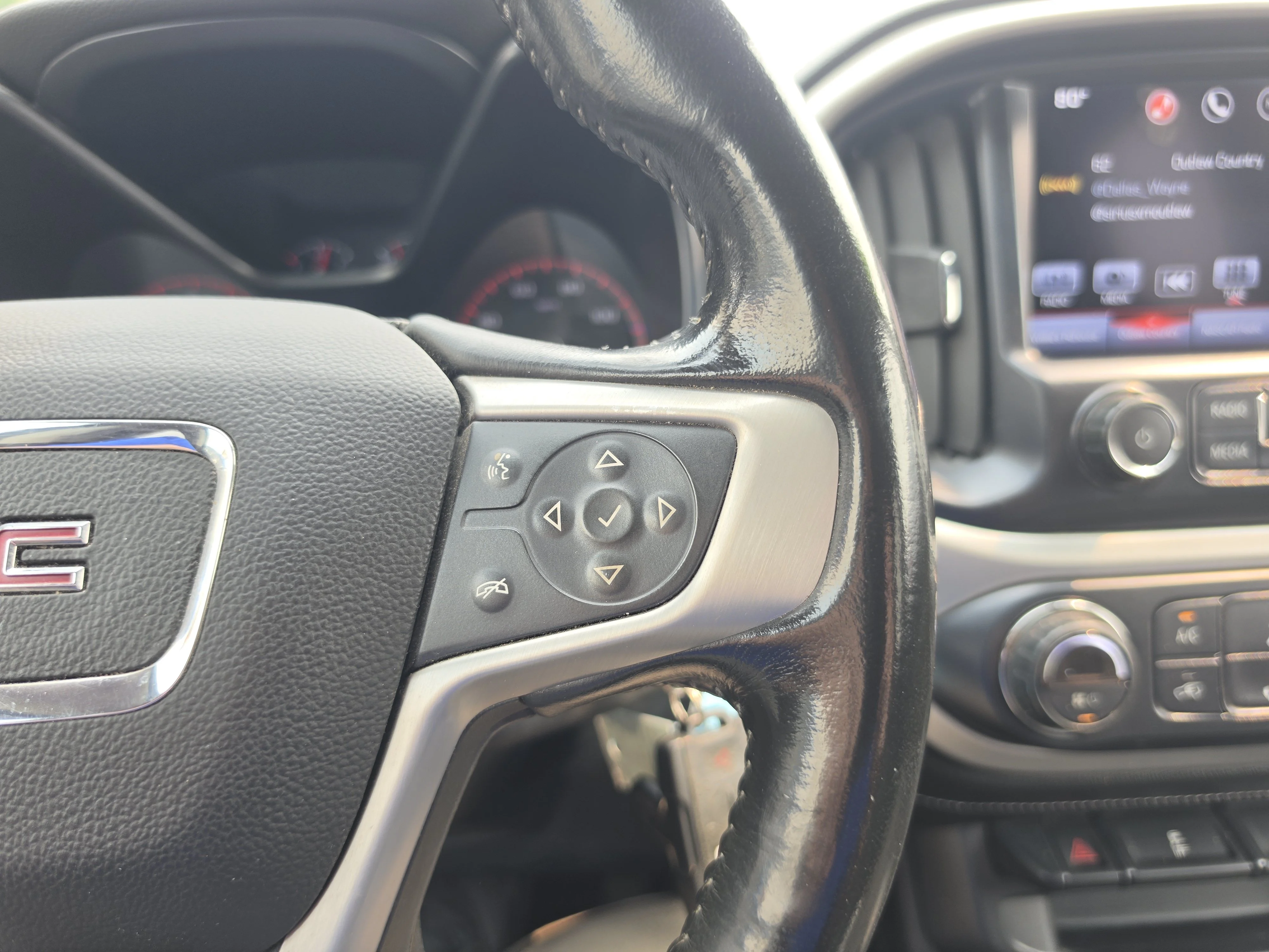 Used 2016 Copper Red Metallic GMC 4WD SLE image 17