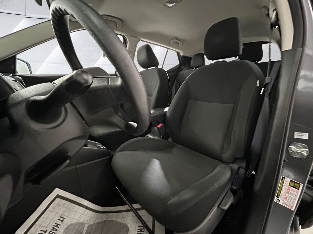 Used 2024 Gray Nissan S image 8