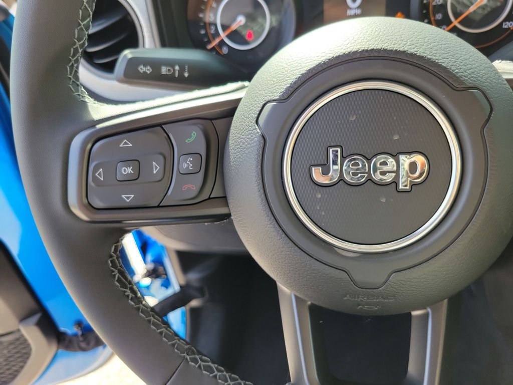 New 2026 Hydro Blue Pearl-Coat Exterior Paint Jeep Sport S image 18