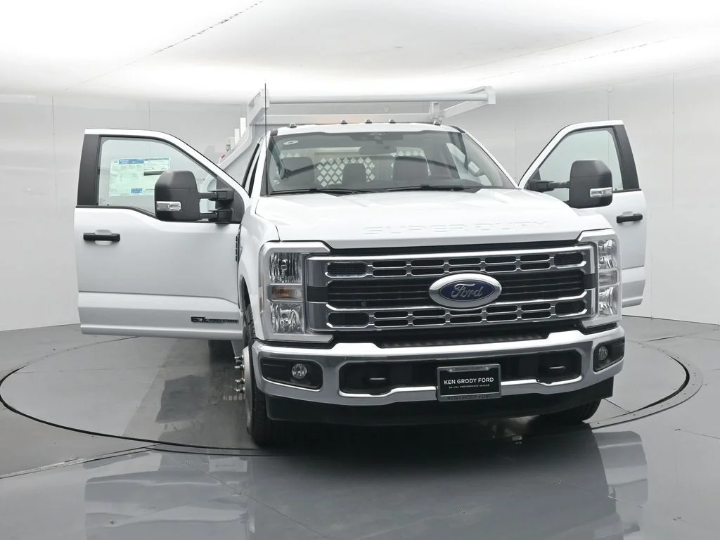 New 2025 White Ford XL image 57