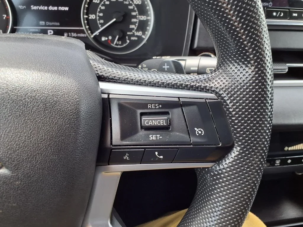 Certified Used 2022 Silver Mitsubishi ES image 14