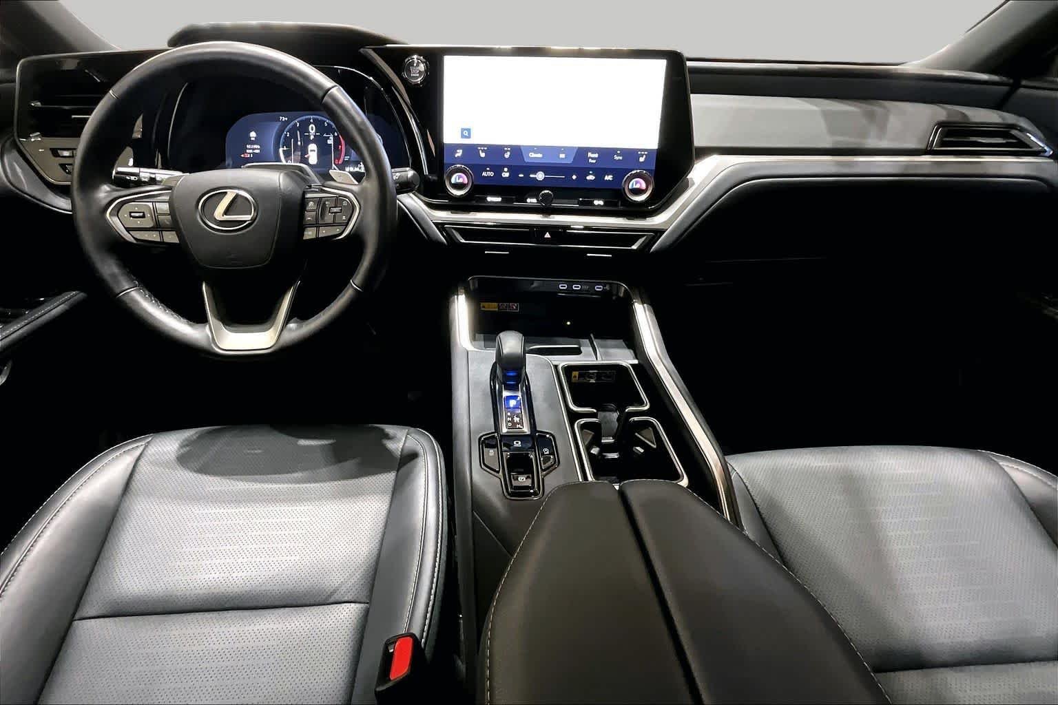 Certified Used 2025 Wind Chill Pearl Lexus  image 14