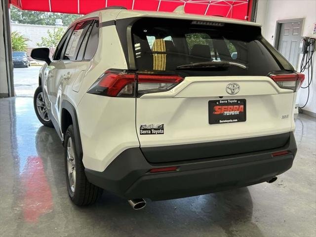 Certified Used 2025 ICE CAP Toyota  image 4