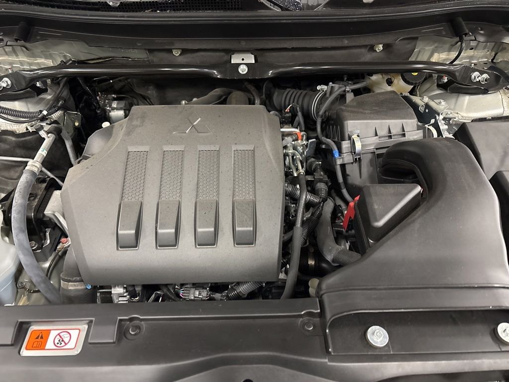 2024 Mitsubishi Eclipse Cross SE - Photo 12